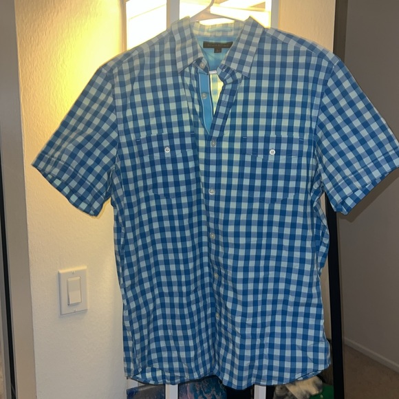 Men’s Blue Checkered Banana Republic Short Sleeve - Picture 3 of 4